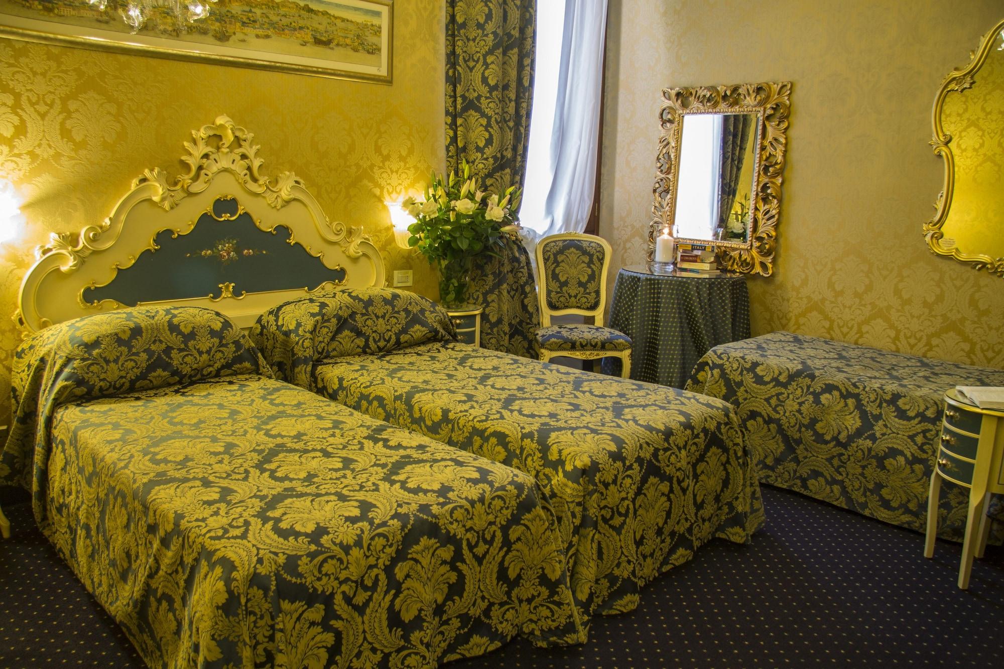 Becher Hotel