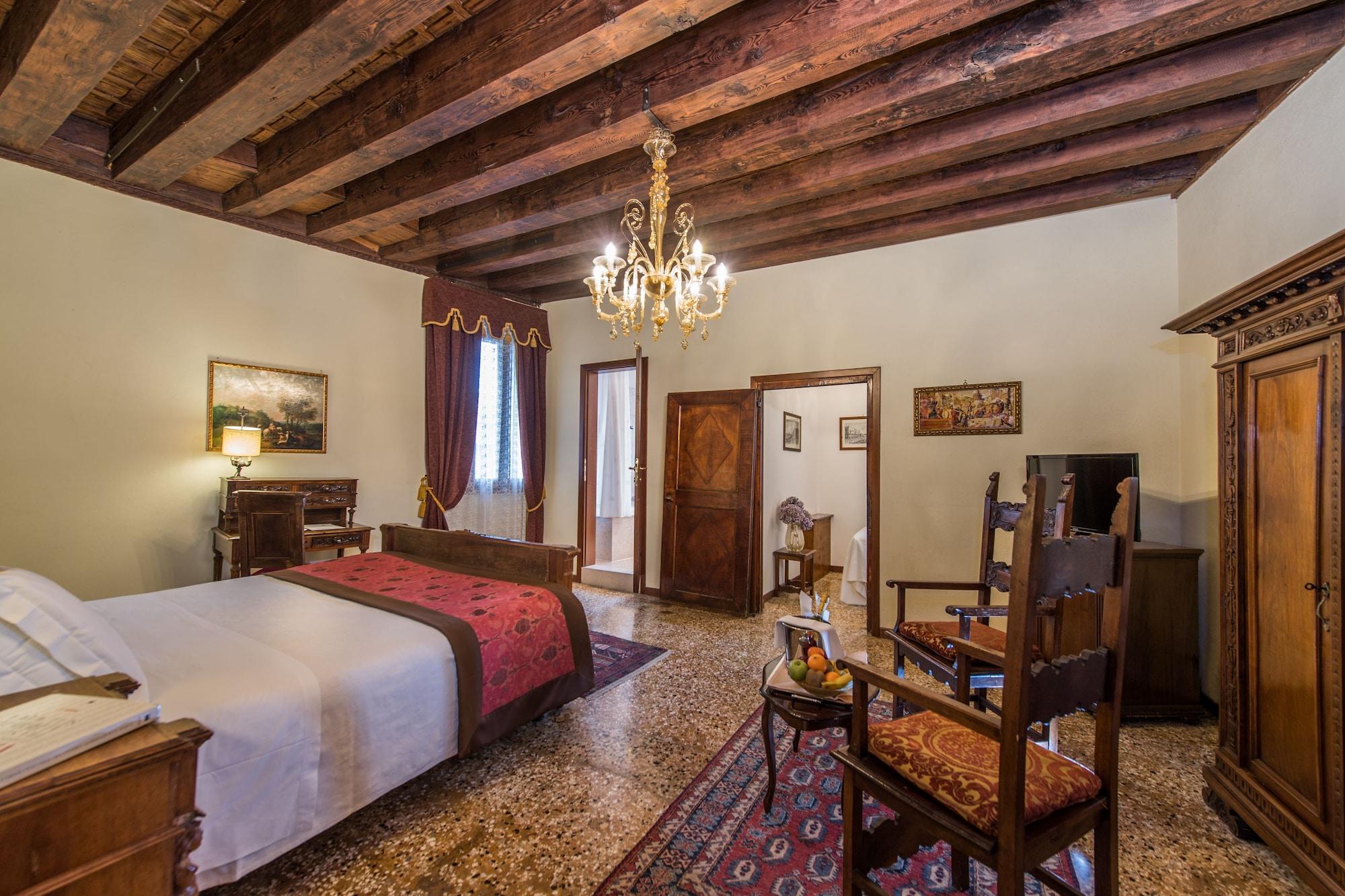 Palazzo Priuli 4* Venise