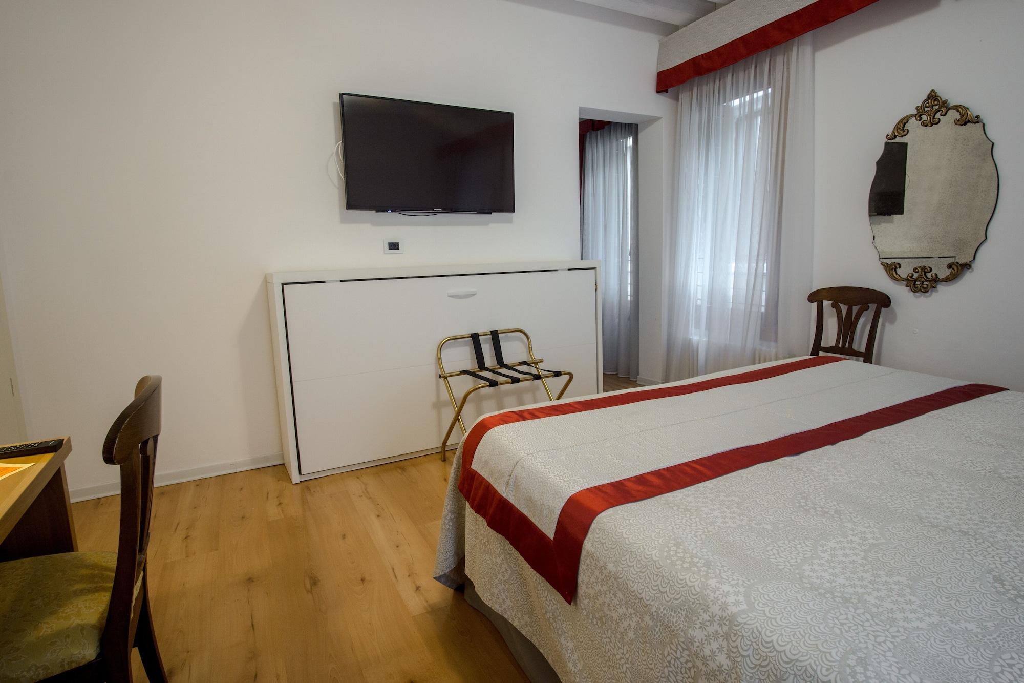 Hotel Antigo Trovatore 3*