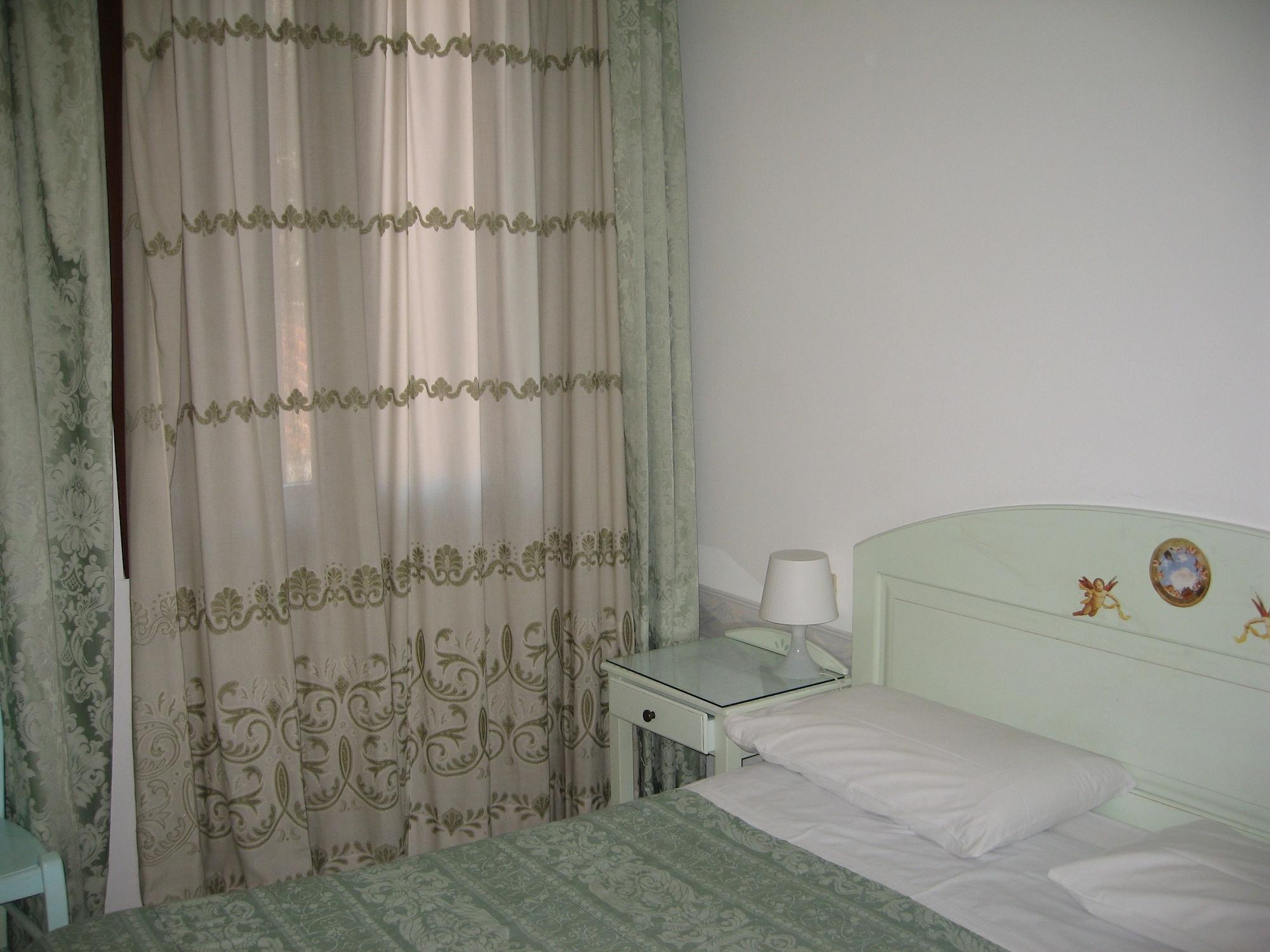 Adua Hotel