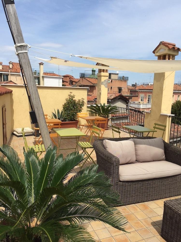 Ca' Dei Polo 3* Venise