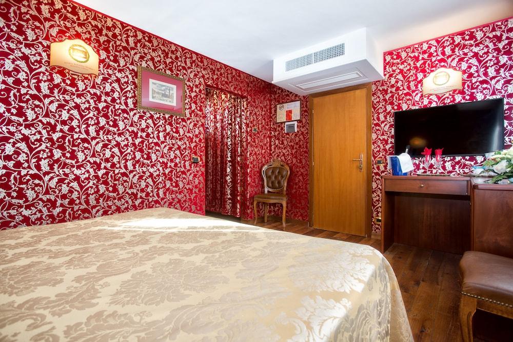 Hotel Antica Sturion Residenza D'epoca 3*