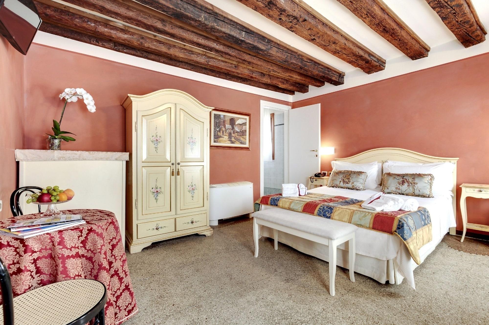 Hotel Ca Riza 3*