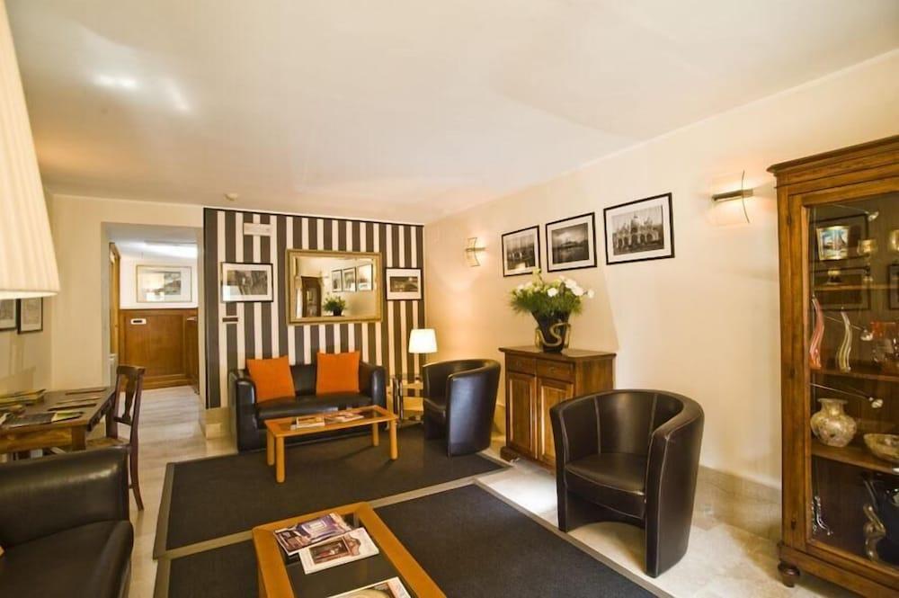La Locandiera Bed & Breakfast 3*