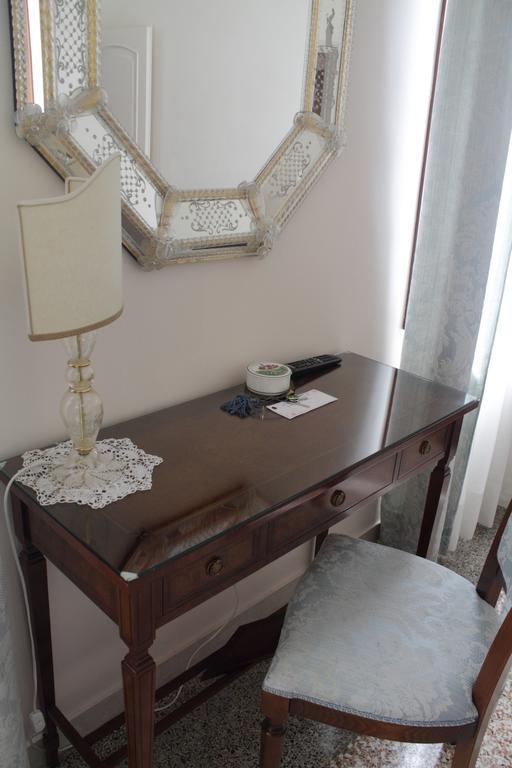Ca Del Modena Only 2* Venedig