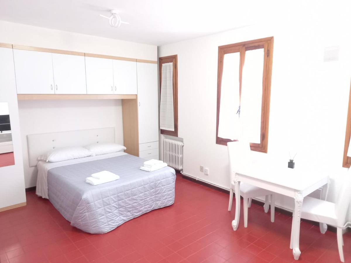 Vivaldi Apartment