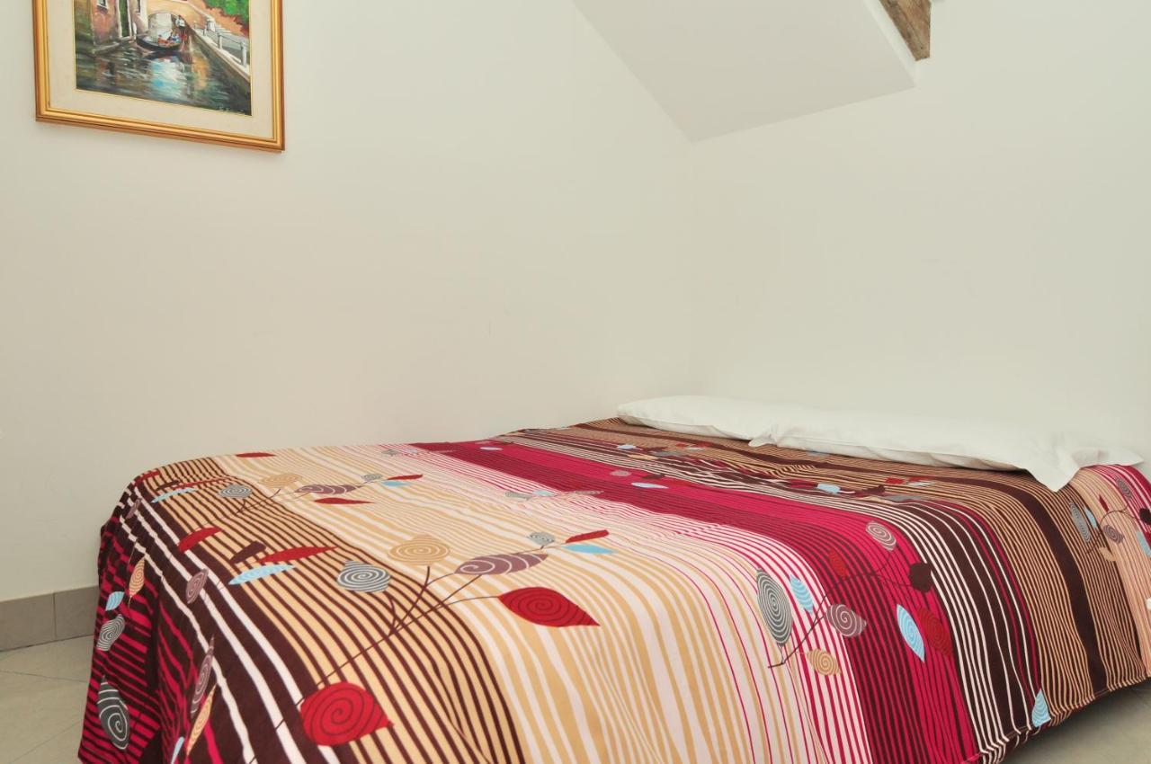 Cozy Near Rialto Bridge/ St.mark Square