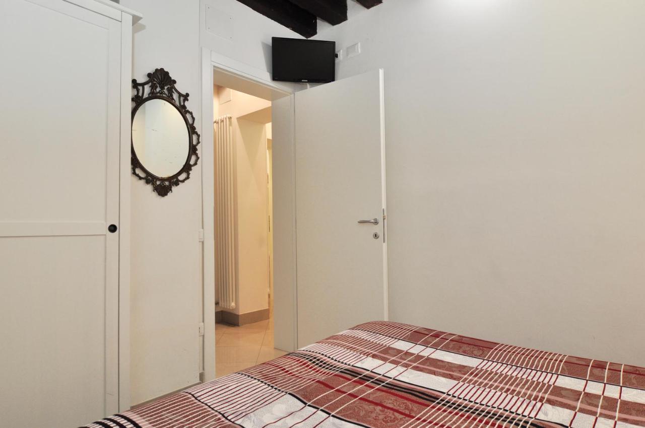 Cozy Near Rialto Bridge/ St.mark Square Appartement Venetië