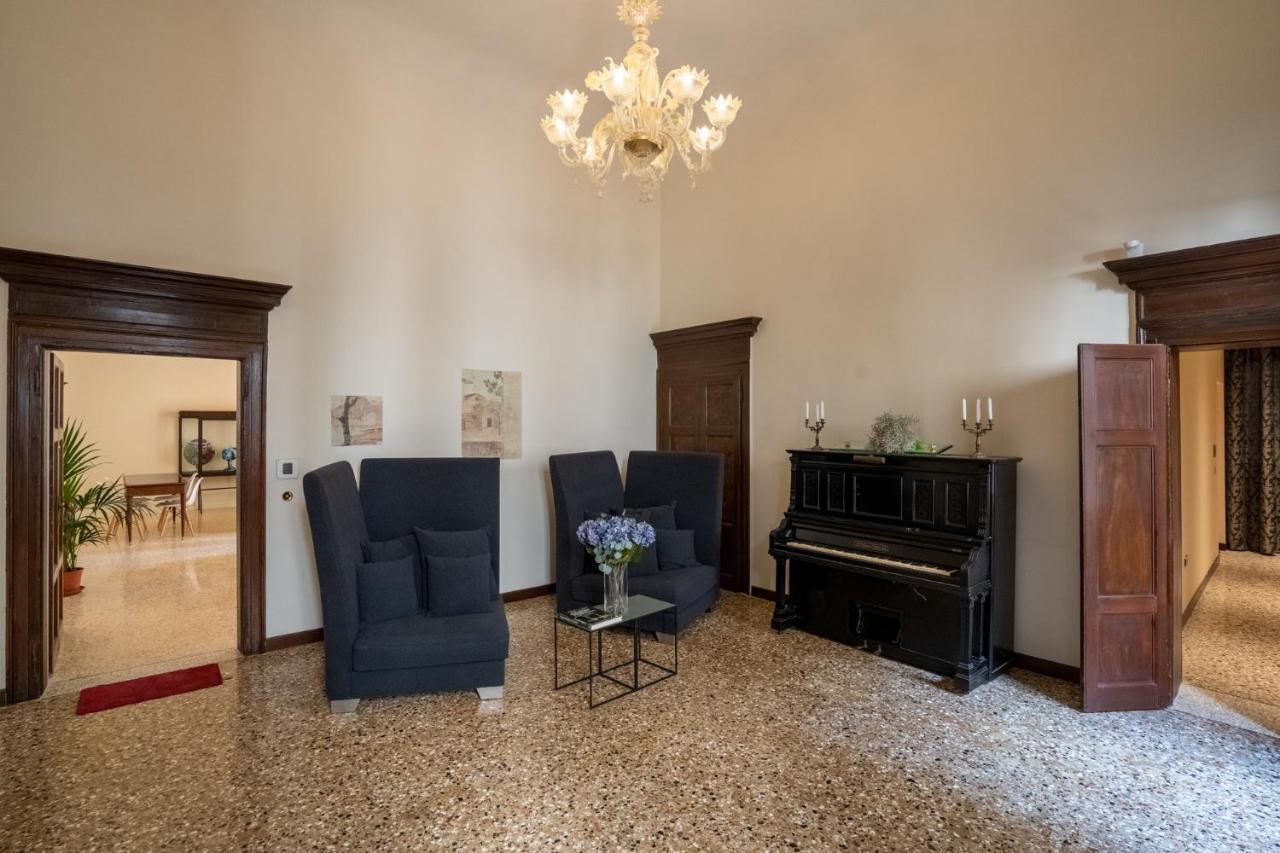 Ca' Longo Palace Velluto