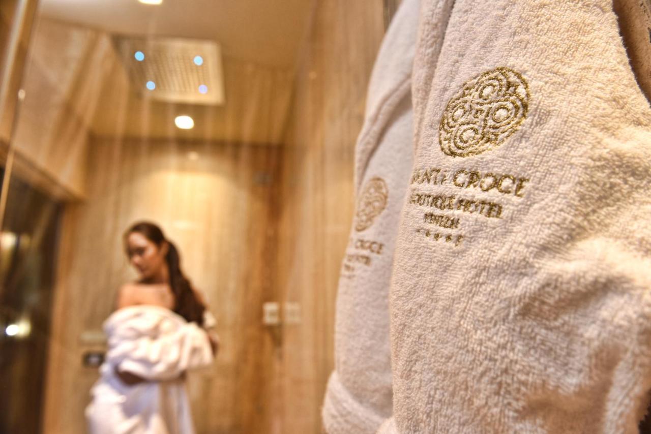 Santa Croce Boutique