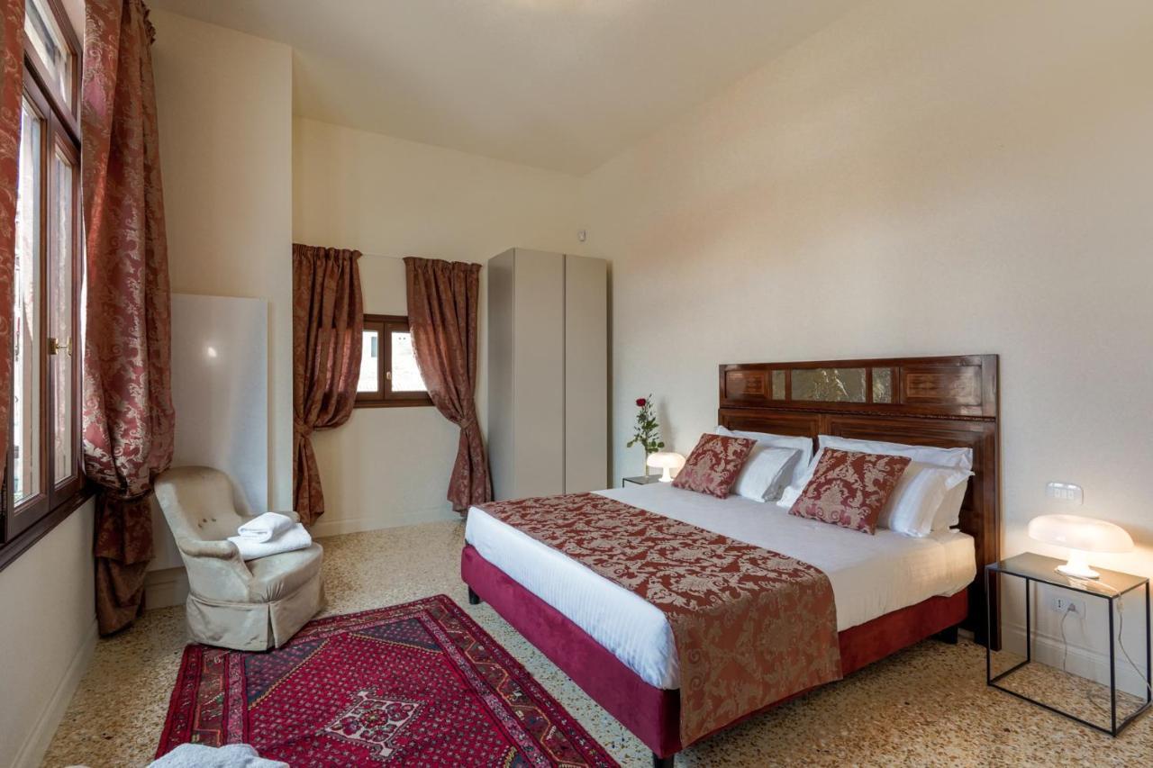 Ca' Longo Palace Damasco Appartement *