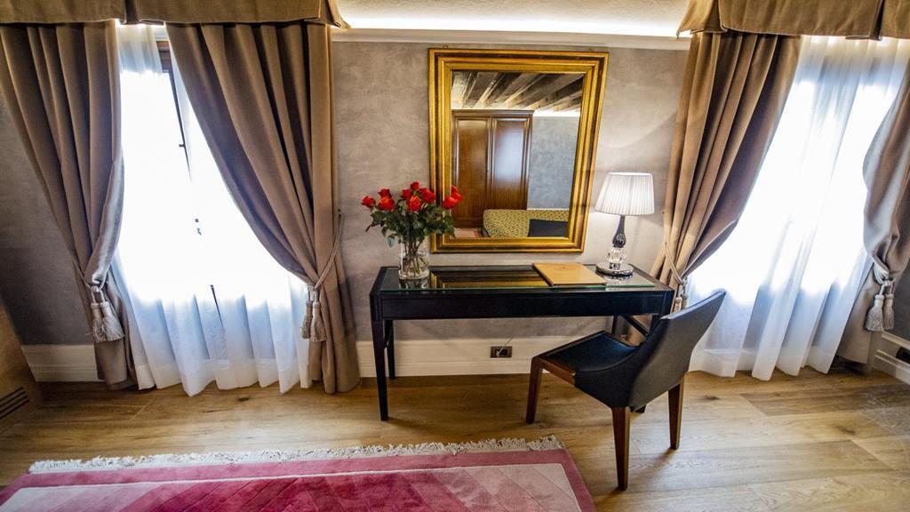 Egò Boutique The Silk Road