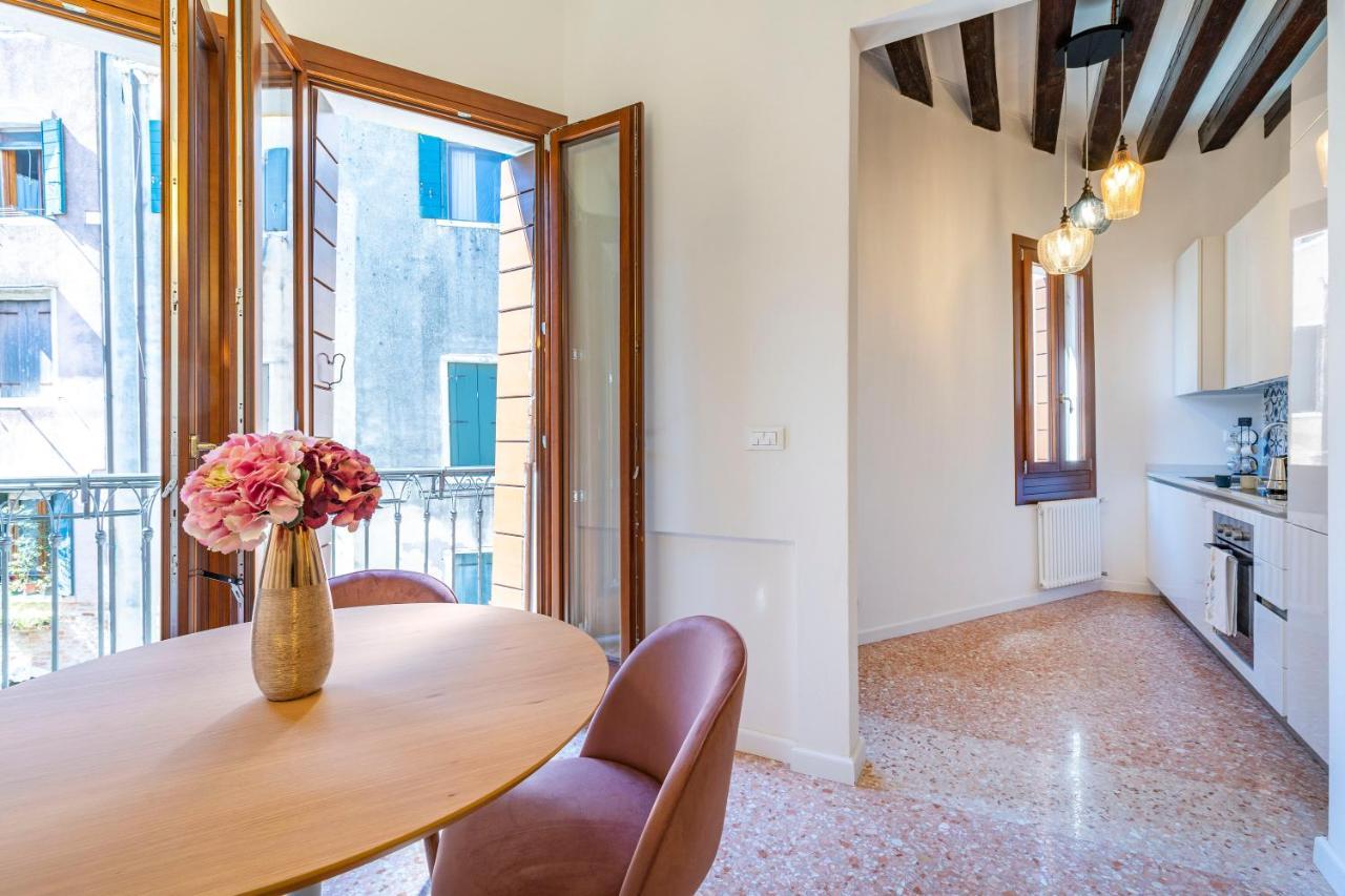 Querini Suite-balcony On Canal, Close To San Marco * Venedig