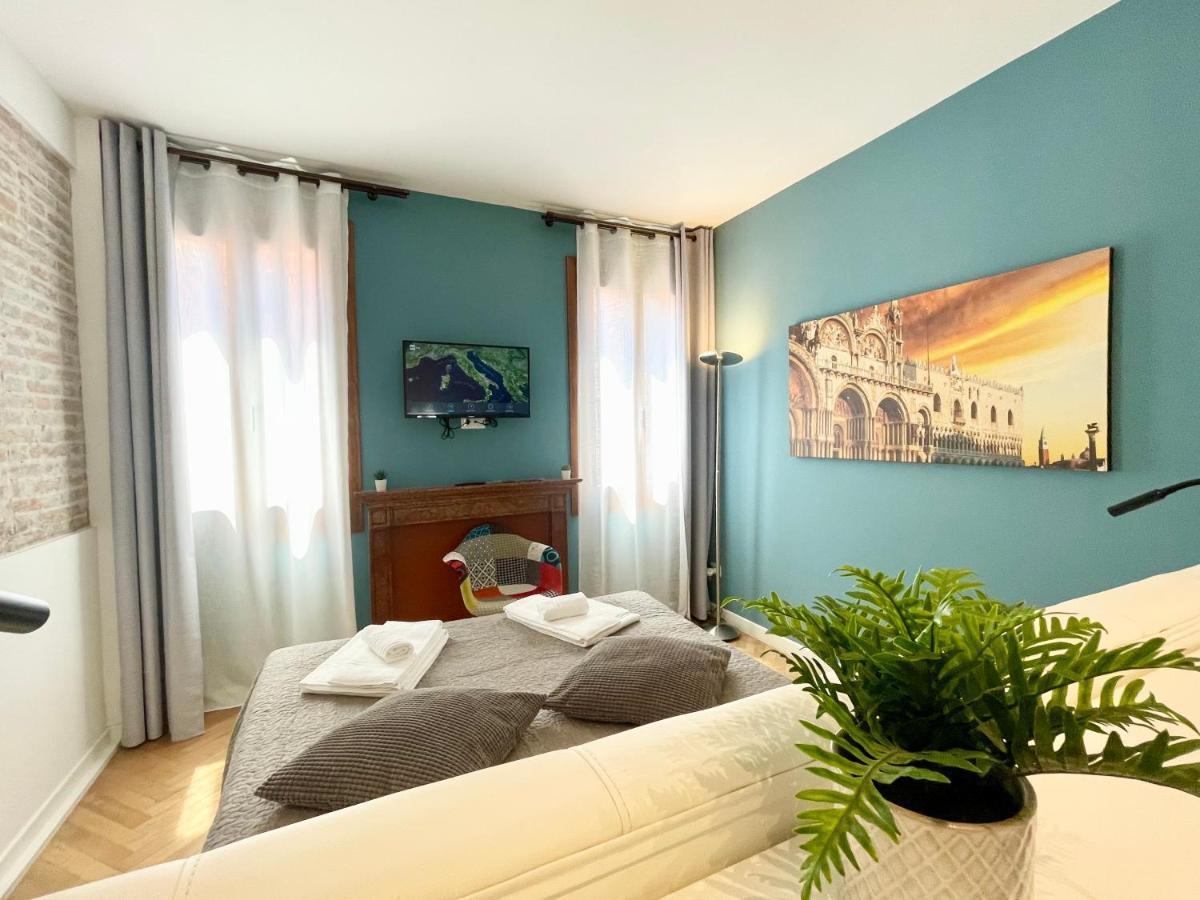 San Marco Luxury Steps From St Marks Appartamento Venezia