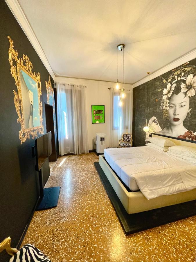 Royal Rialto - Grand Canal View Apartment
