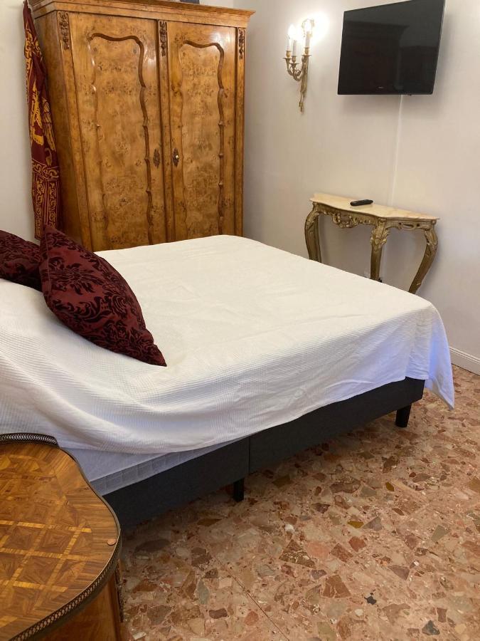 Venezianischer Palazzo Mit Kostenlosen Wlan Naehe Markusplatz * Venetië
