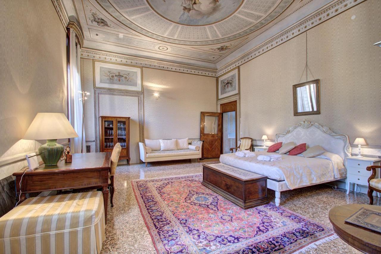 Doge Stair, Gorgeous - Bbc Grand 2024 Tour Recorded Here! Venetië
