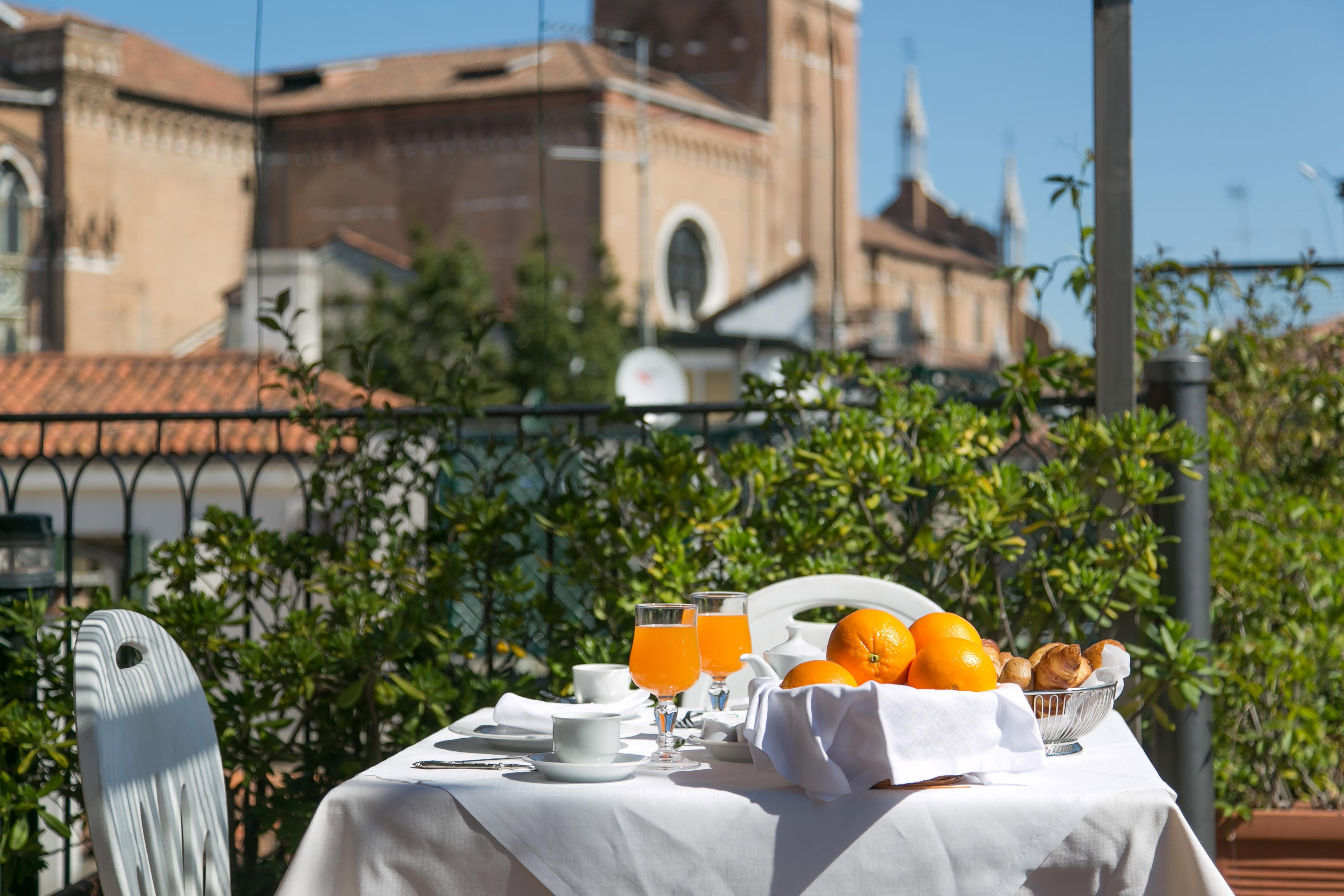 Pantalon Hotel Venise