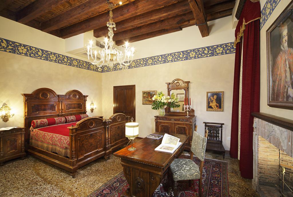 Palazzo Priuli Hotel