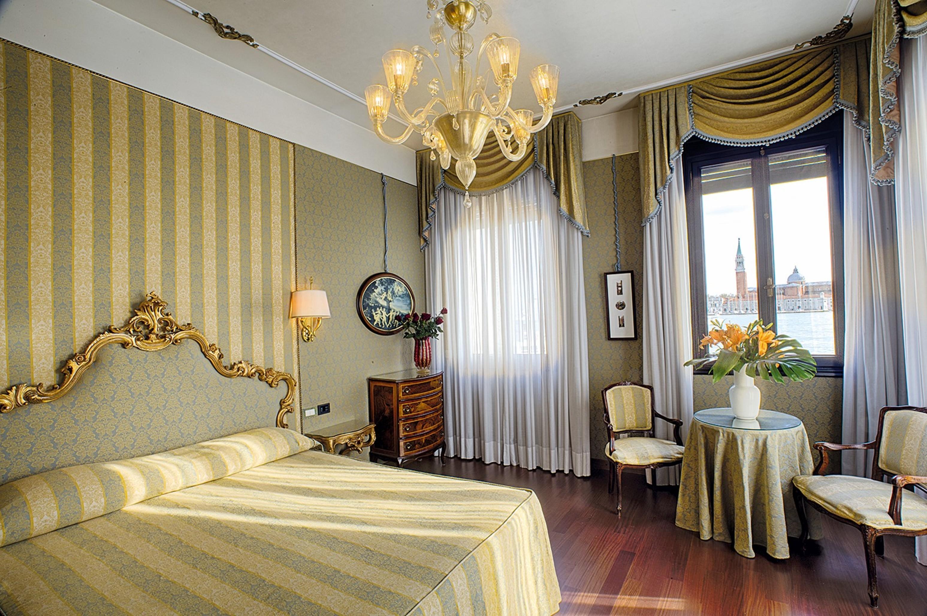 Vivaldi Hotel 4*