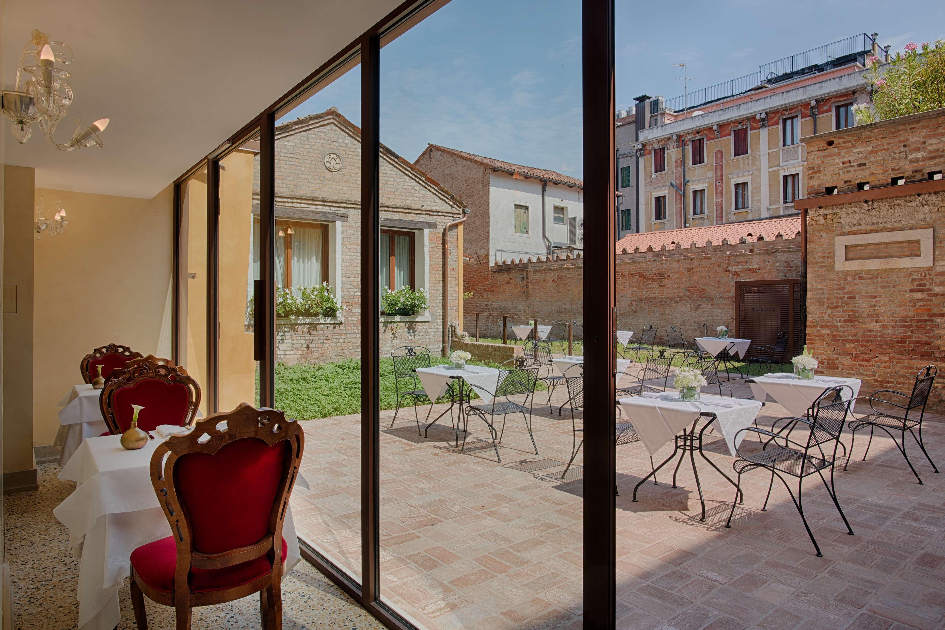 Nh Santa Lucia Hotel Venetië