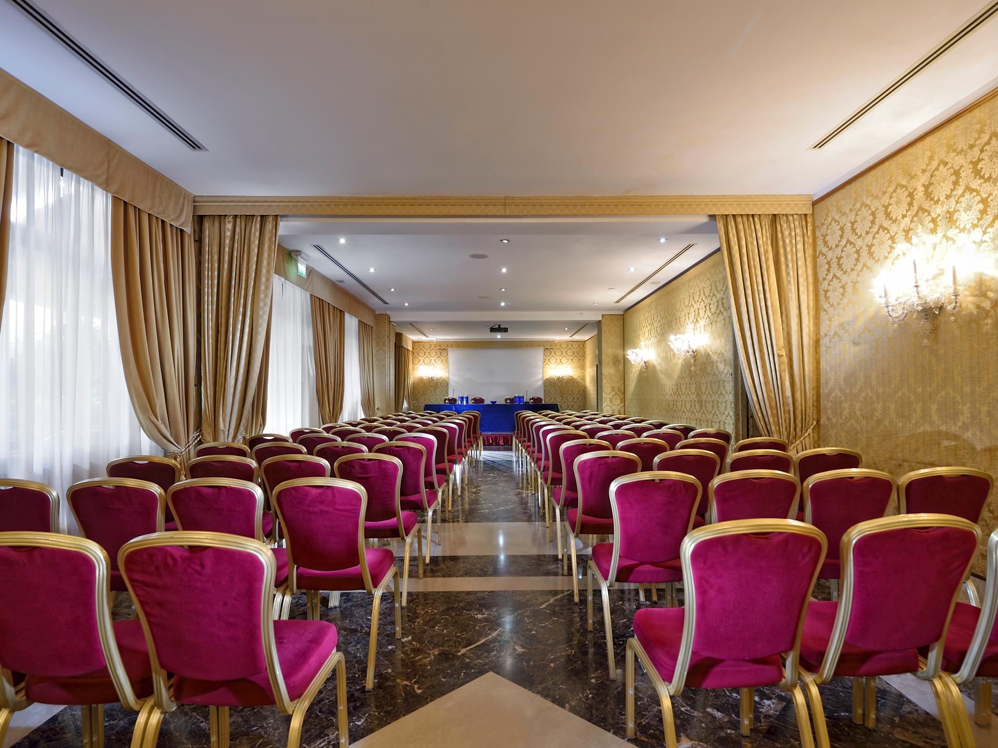 Amadeus Hotel Venezia