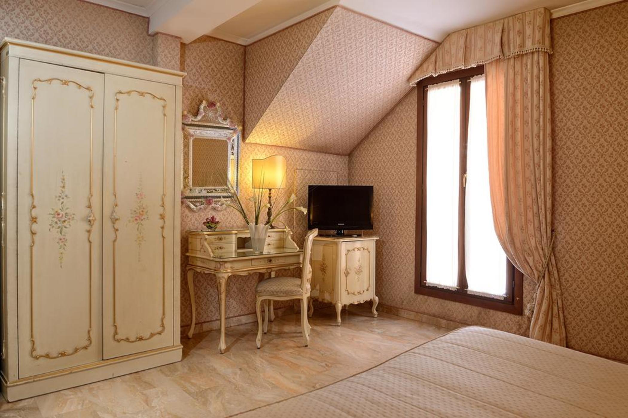 Canaletto 3*