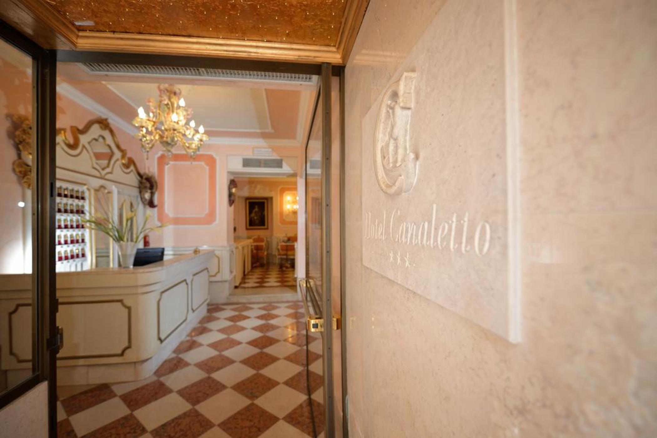 Canaletto Hotel
