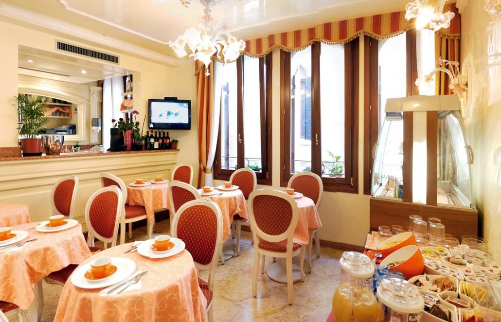 San Luca Hotel 3*