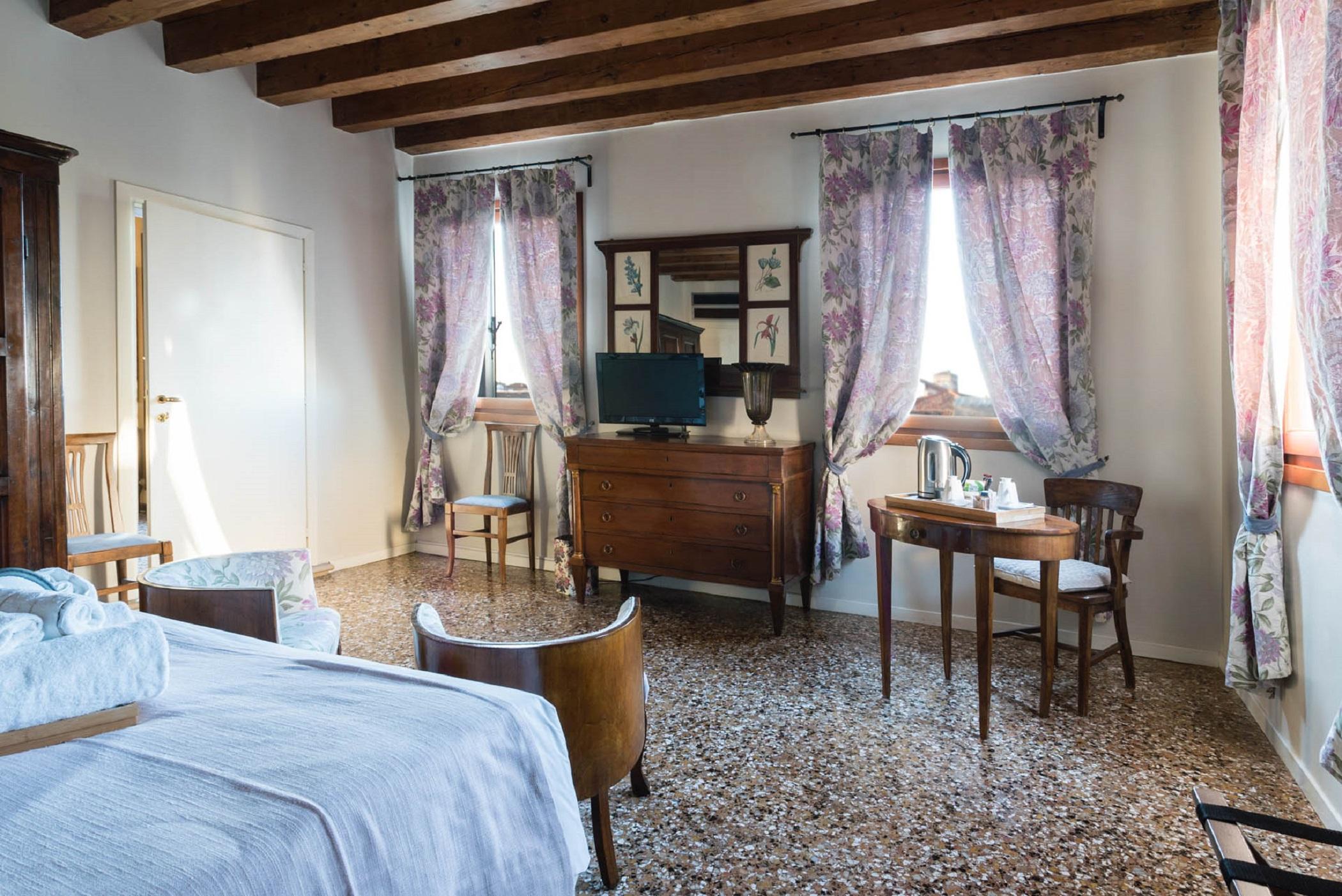 Hotel Ai Santi Apostoli Venedig