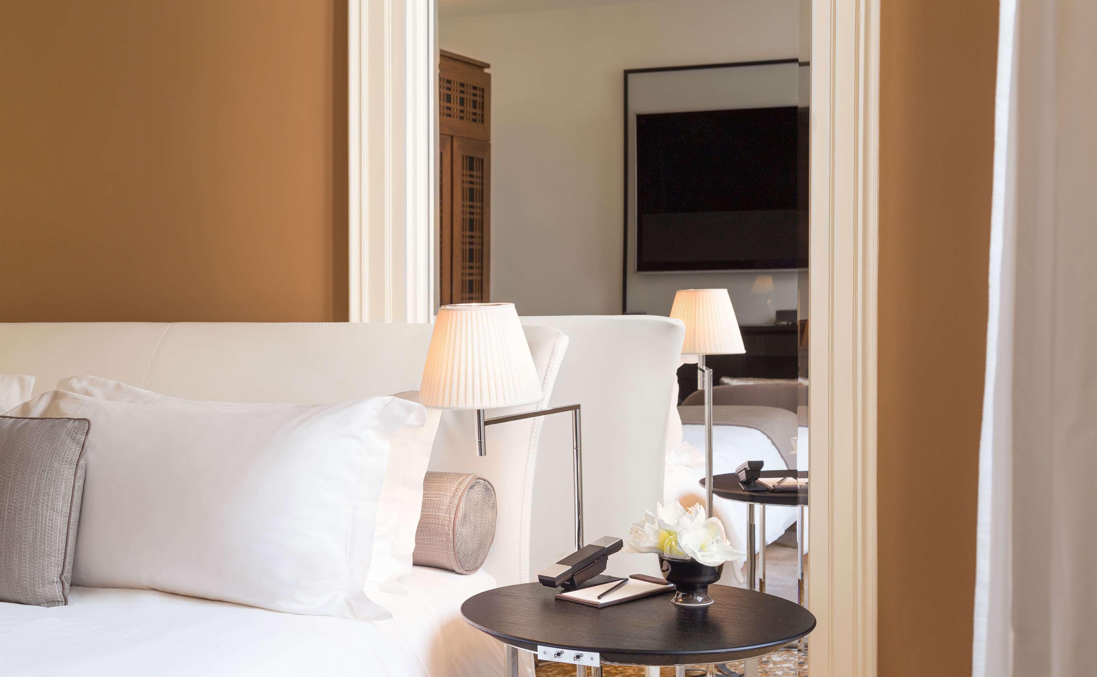 Aman Hotel 5*
