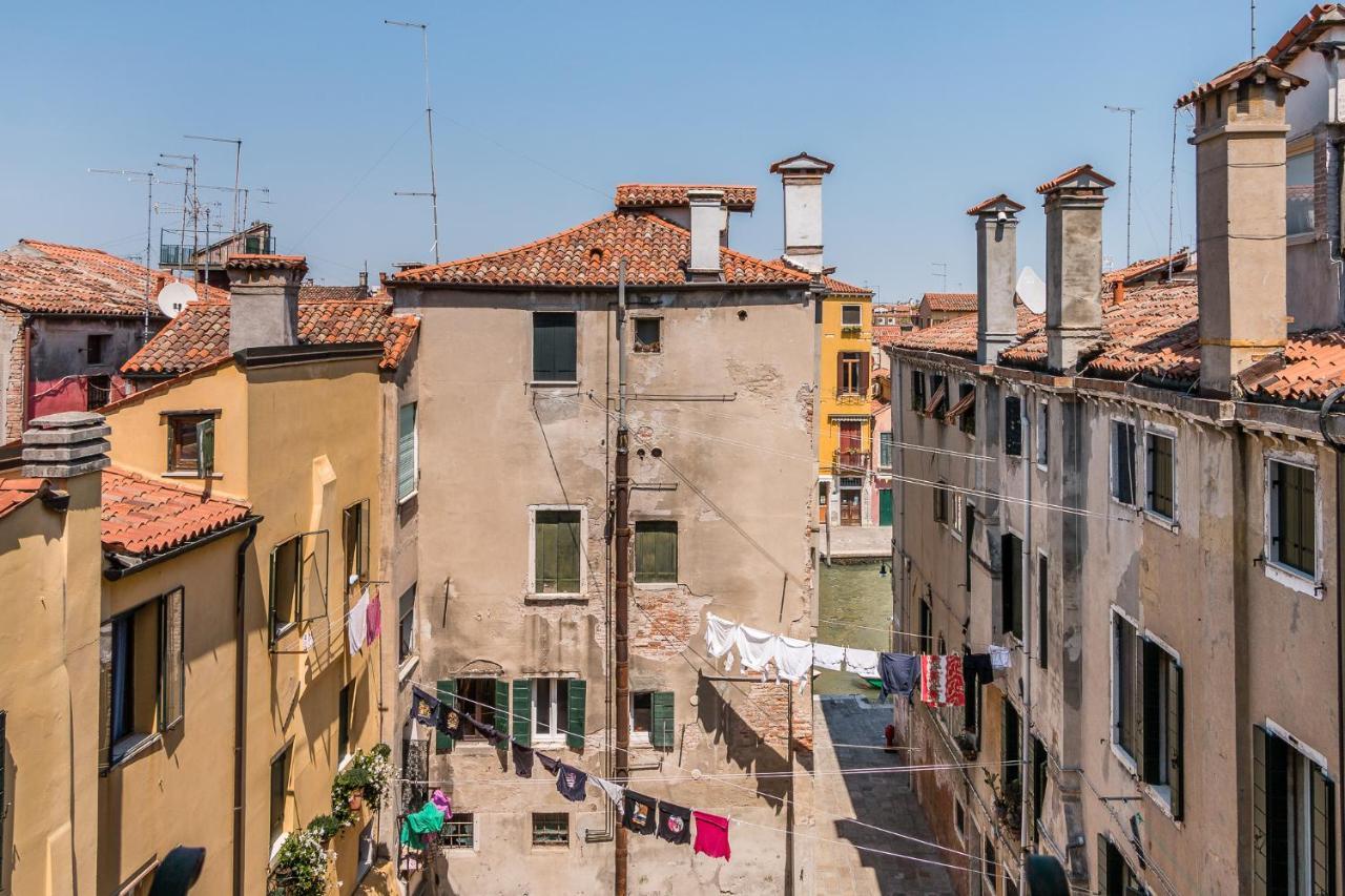 Appartement Colombina House Close To The Train Station
