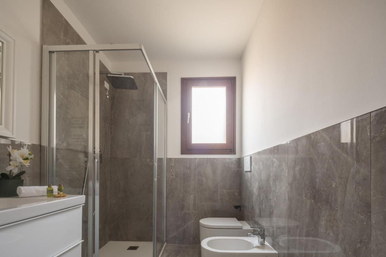 Bright On Venetian Roofs R&r Apartment Venice