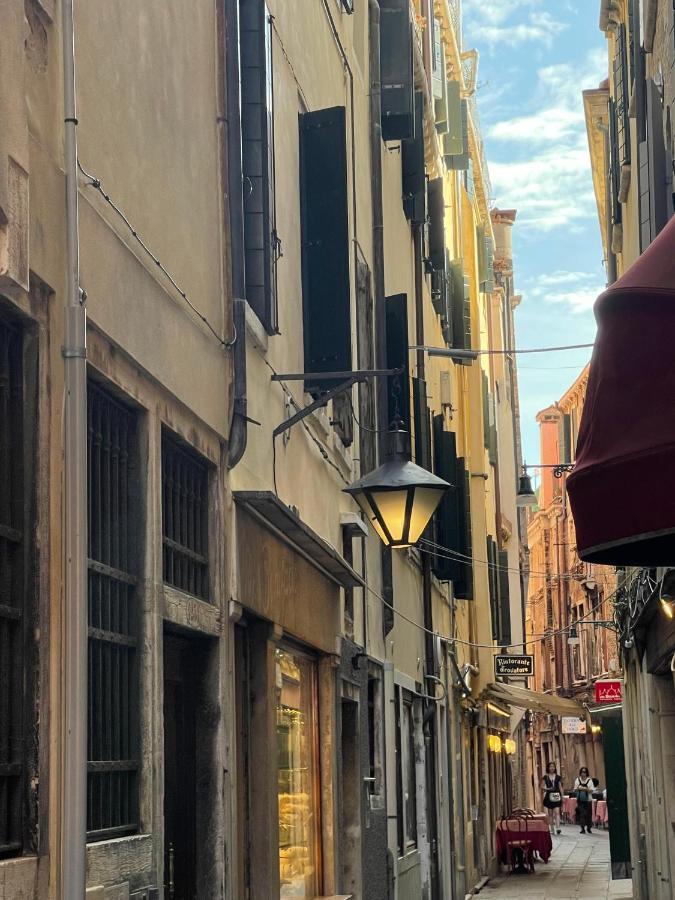 Ca' Ai Sospiri Venezia