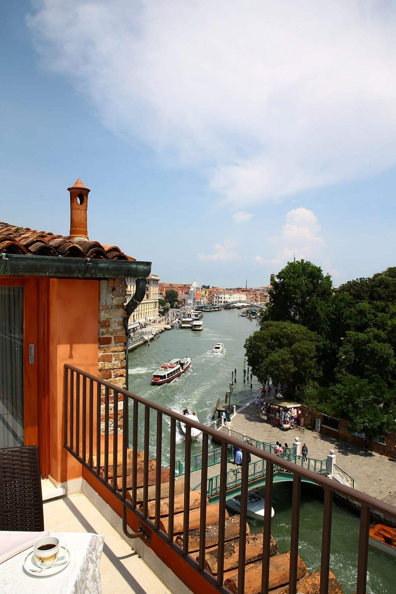 Santa Chiara Hotel 4*
