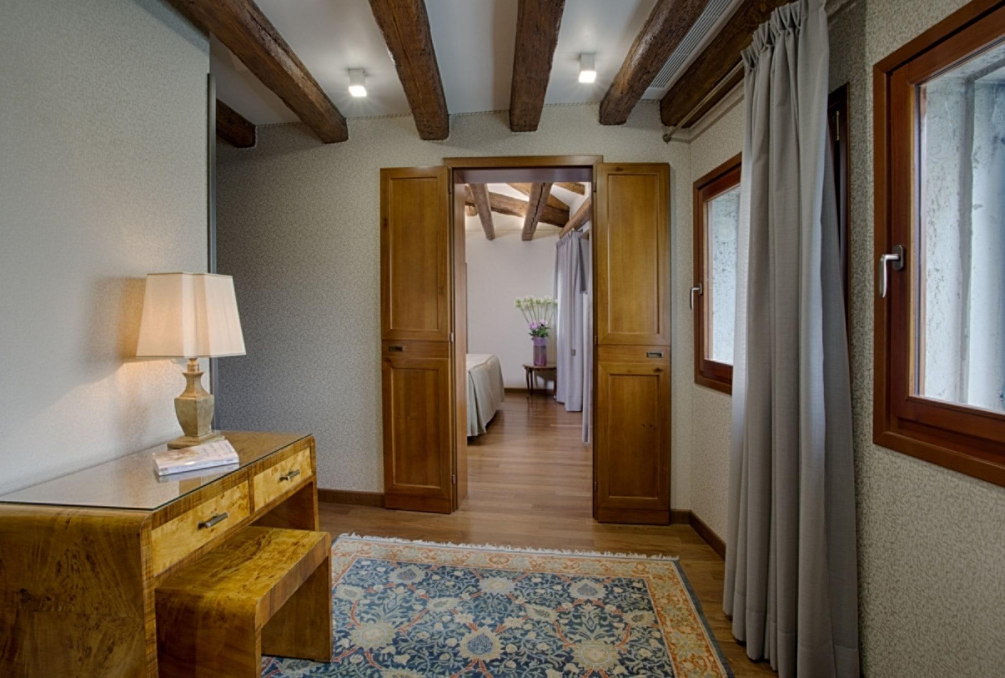 Santa Chiara Hotel 4*