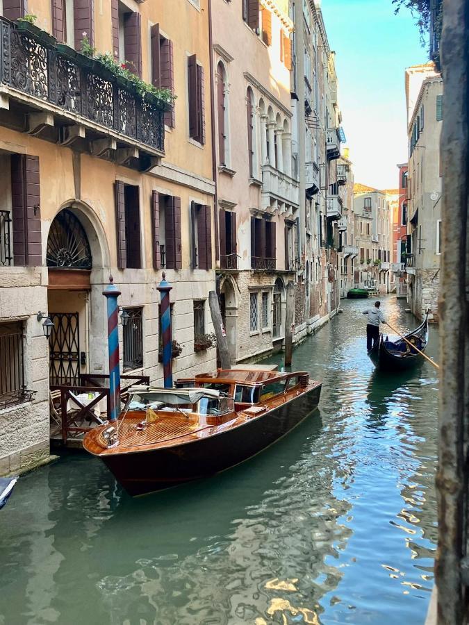 Becher Hotel Venise