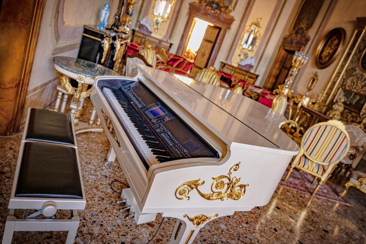 Palazzo Ca' Bernardo By Francesco Molon * Venetië