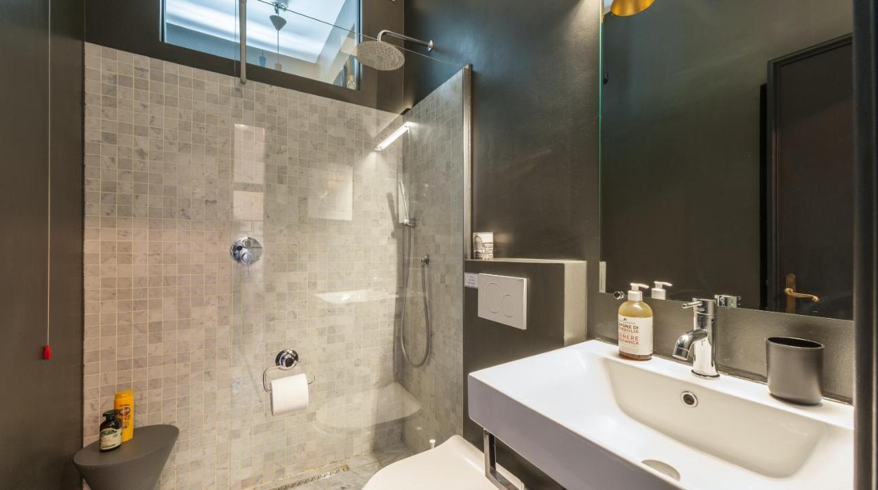 Stylish Renovated In The Heart Of The City