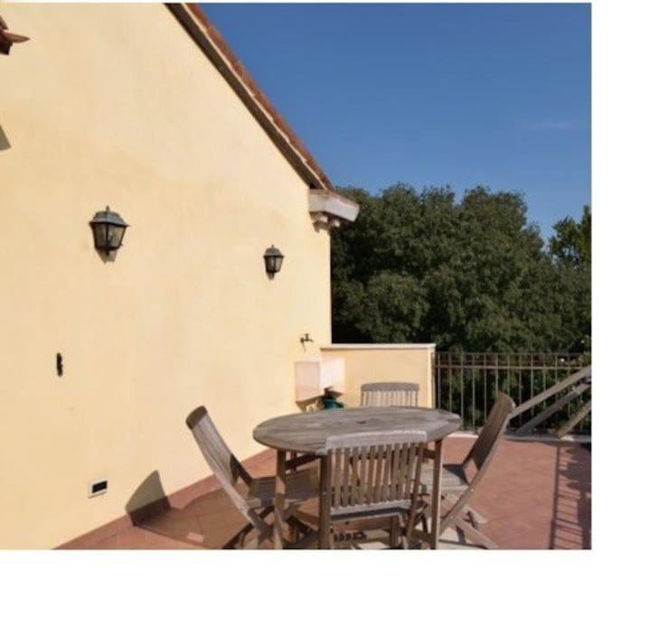 Appartement Savorgnan Tricamere Con Terrazza Venetië
