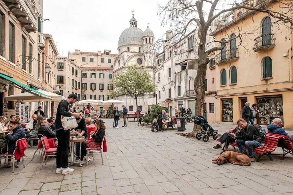 Delightful At 5 Mins From Rialto Bridge Apartment *