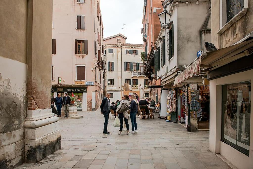 Apartment Delightful At 5 Mins From Rialto Bridge