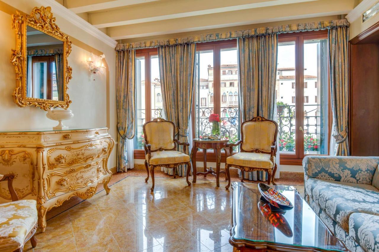 Hotel Canal Grande Venedig