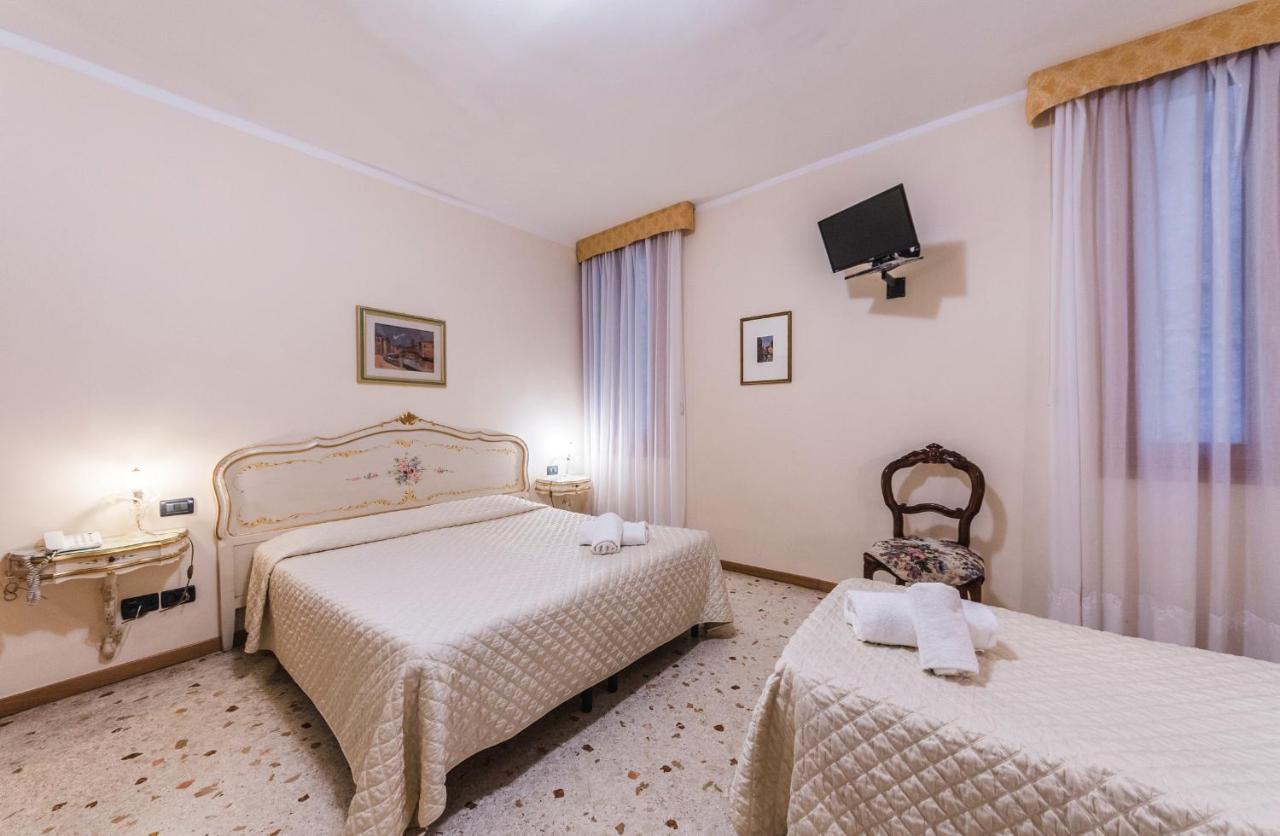 Ca' Leon D'oro Gasthof Venedig