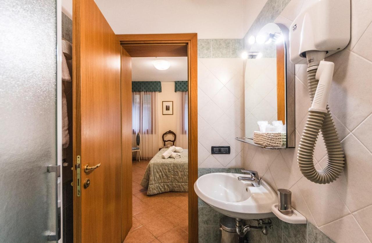 Ca' Leon D'oro 3* Venedig