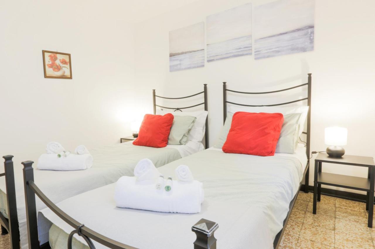 Santa Croce Guest house *