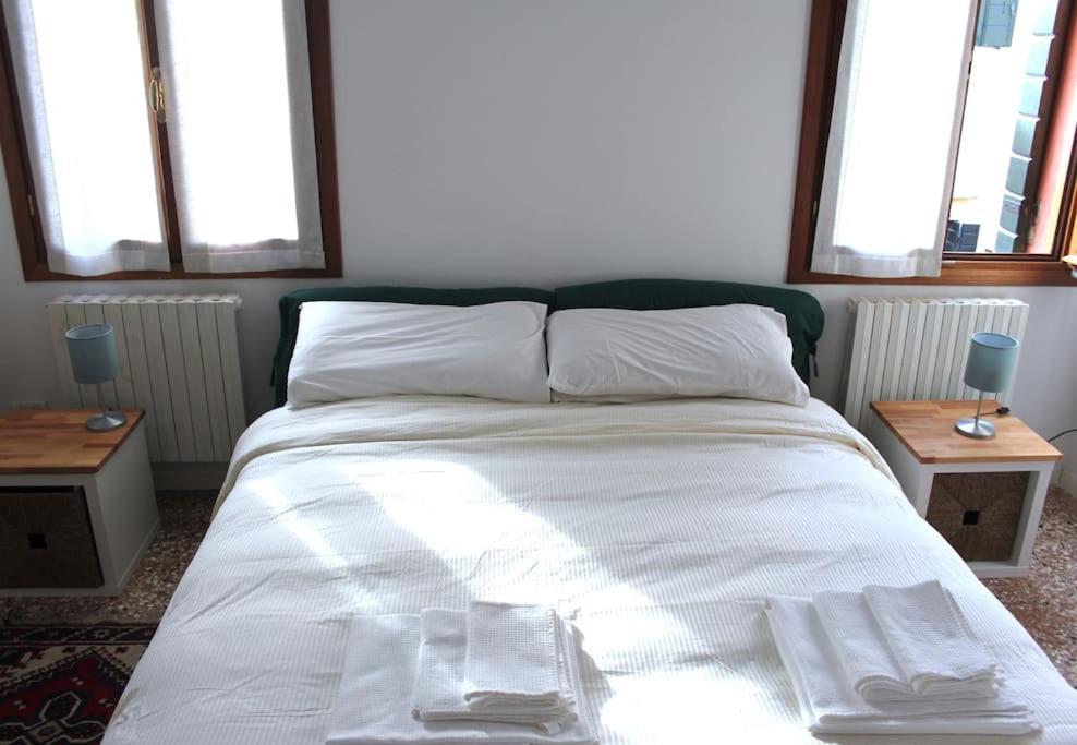 Vakantiehuis Erbe Canal View Private House