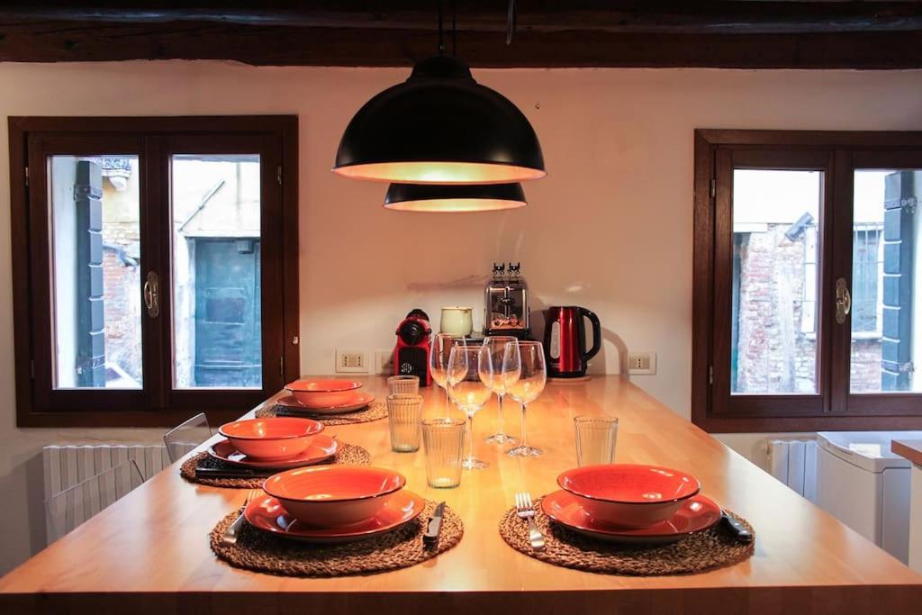 Erbe Canal View Private House Vakantiehuis *