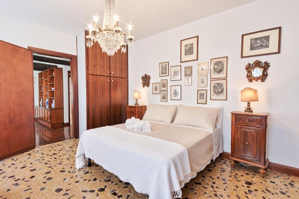 San Marco Bell Tower House Apartment