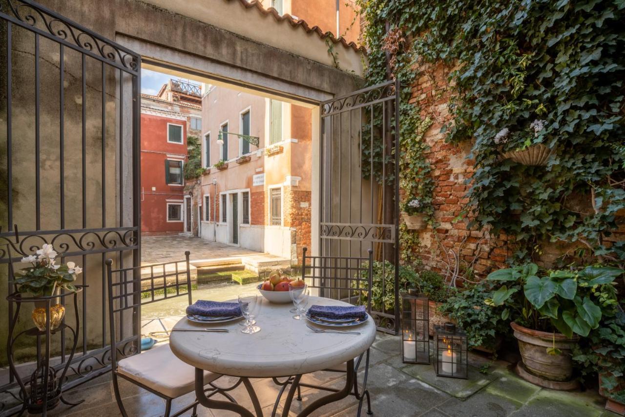 Appartamento Garden Mansion With Private Mooring R&r